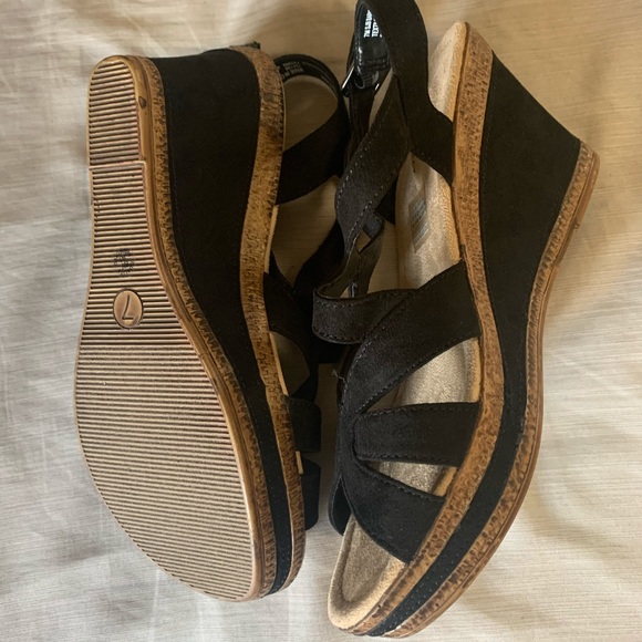 Wedges - Picture 2 of 5